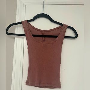 Skims tank top!